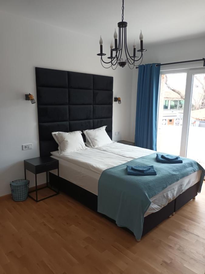Holiday Apartment Ora Baltsjik Eksteriør bilde