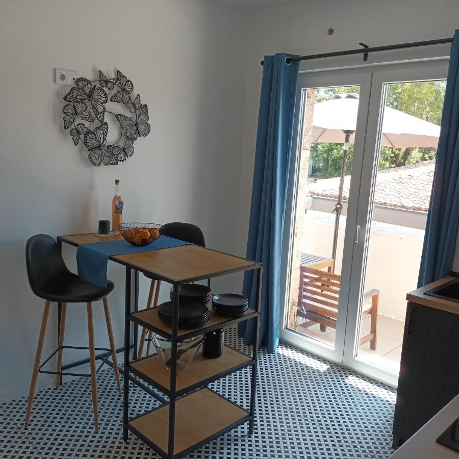 Holiday Apartment Ora Baltsjik Eksteriør bilde
