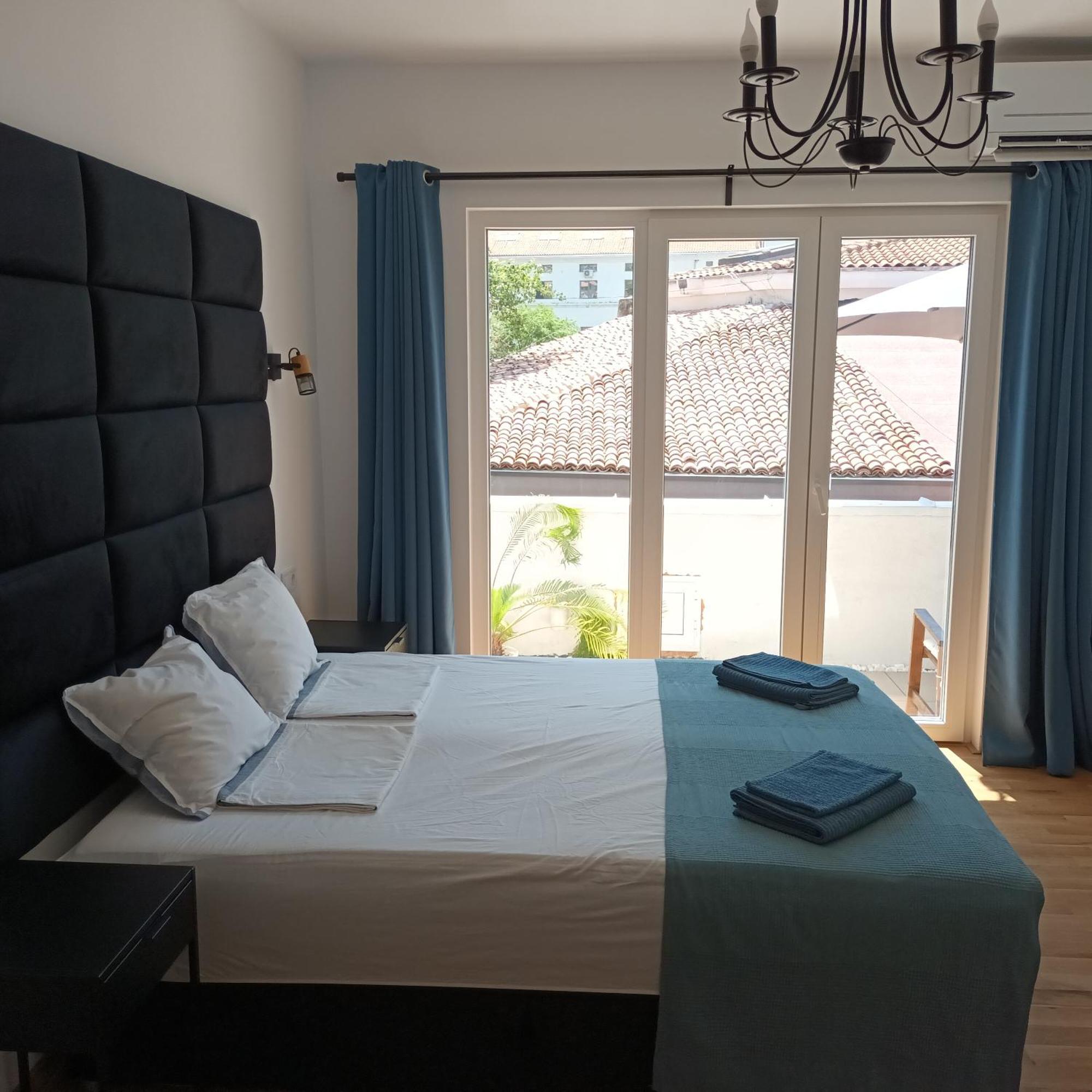 Holiday Apartment Ora Baltsjik Eksteriør bilde