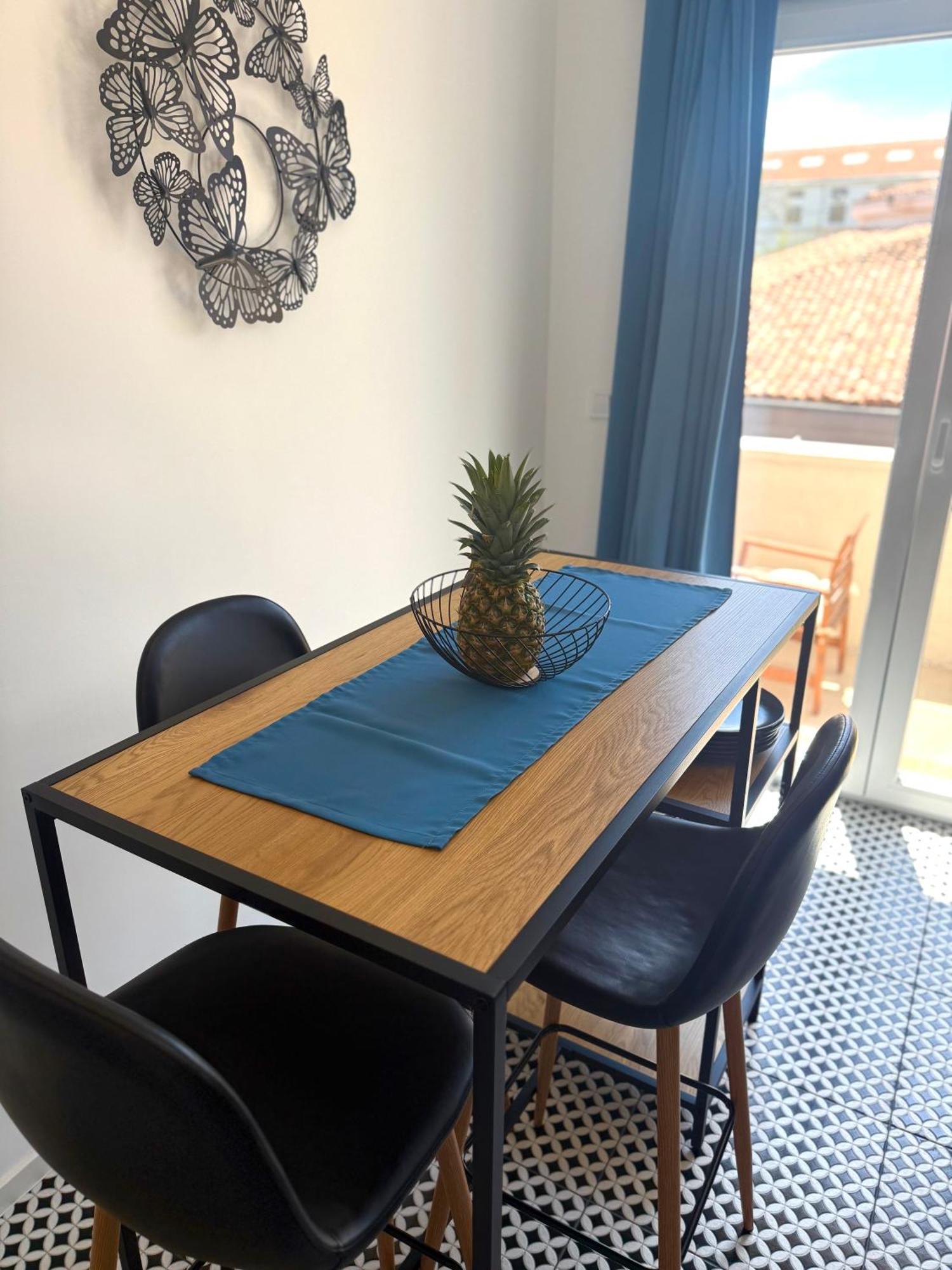 Holiday Apartment Ora Baltsjik Eksteriør bilde